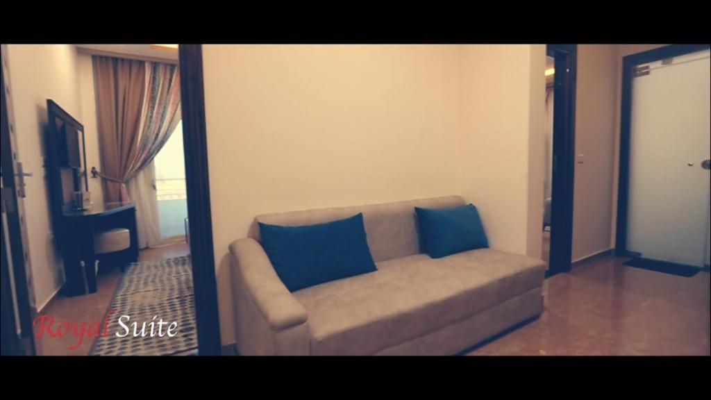 Dolphin Ras El-Bar Hotel מראה חיצוני תמונה