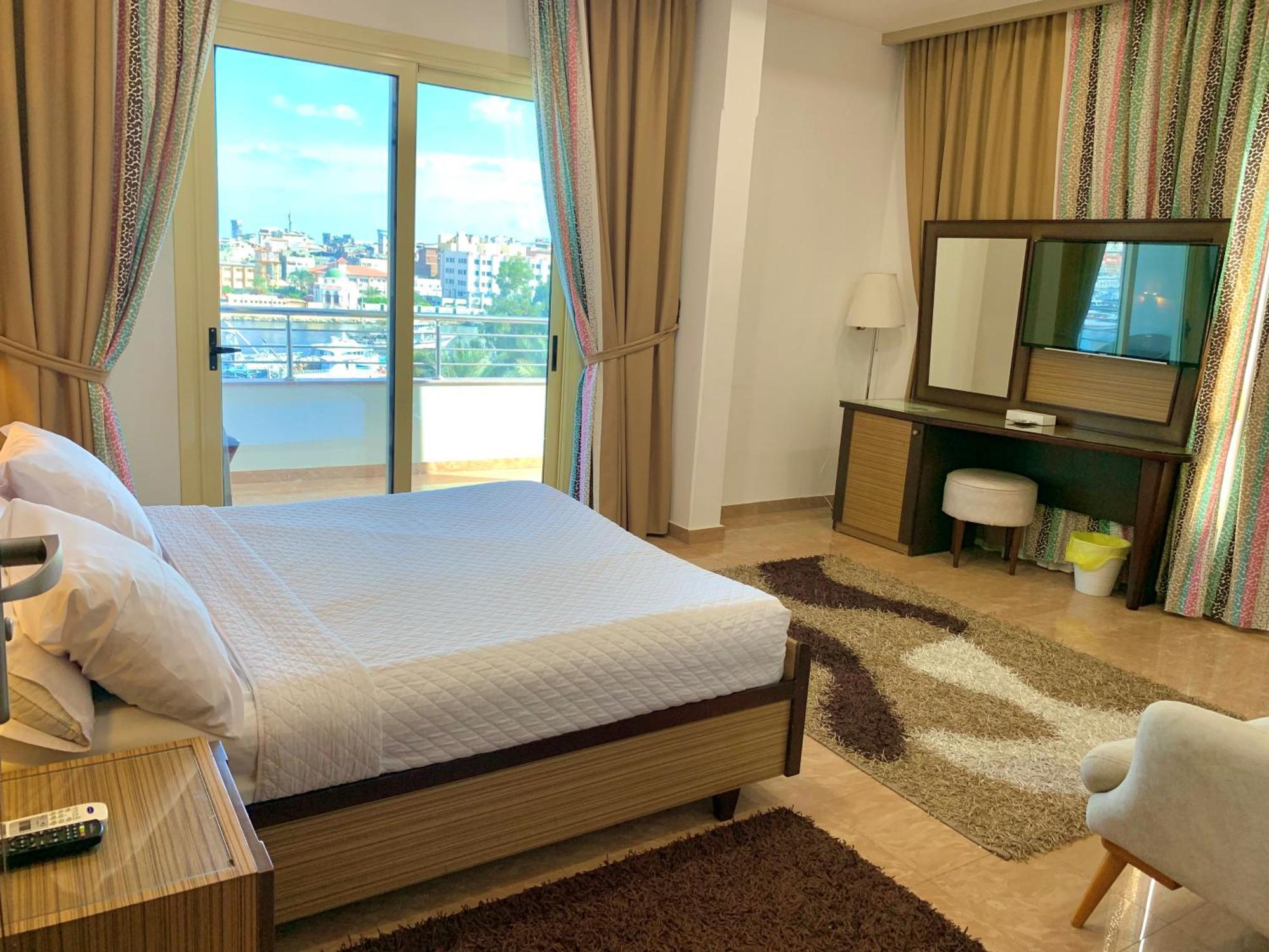 Dolphin Ras El-Bar Hotel מראה חיצוני תמונה