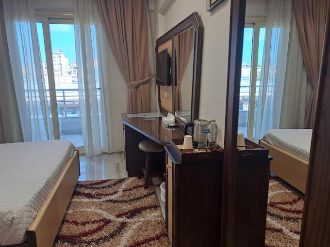 Dolphin Ras El-Bar Hotel מראה חיצוני תמונה